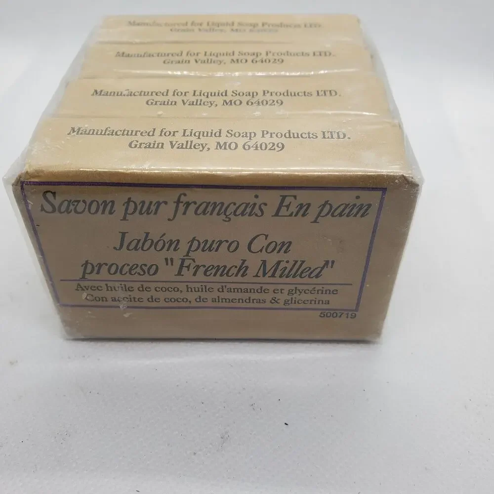French Milled Pure Bar Soap Lot of 4 Coconut Almond Oil Glycerin Bath Body 85g
